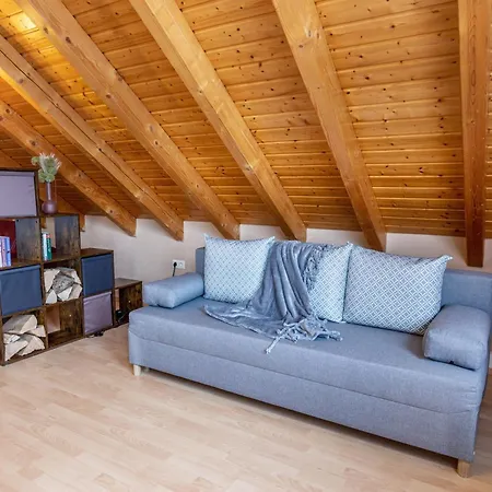 Auf Dem Hohen 公寓